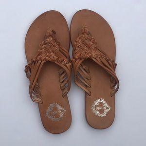 Ecote Sandals